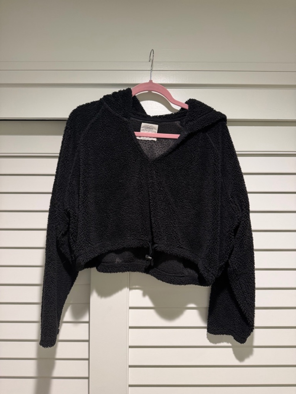 Urban Outfitters Black Cropped Sherpa Hooded Pullover